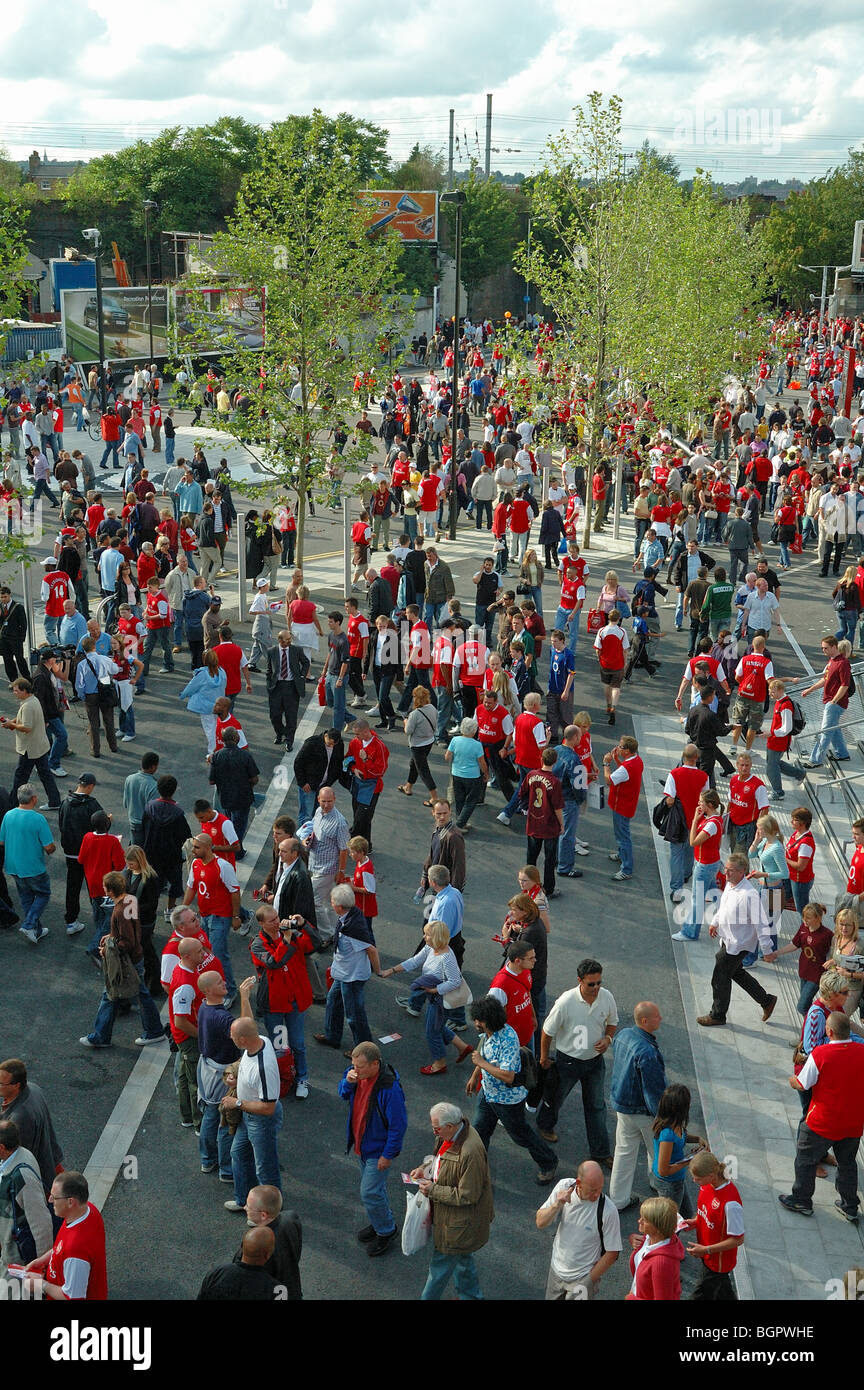 La foule l'Emirates Stadium d'Arsenal de prises au-dessus du nord de Londres Angleterre Royaume-uni Holloway Banque D'Images