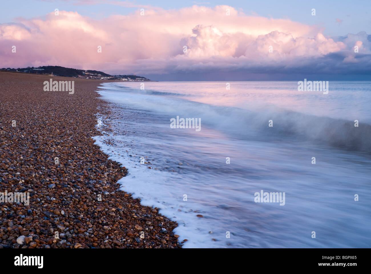 Avis de manche de Hythe, dans le Kent, UK à la lumière de l'est en fin d'après-midi Banque D'Images