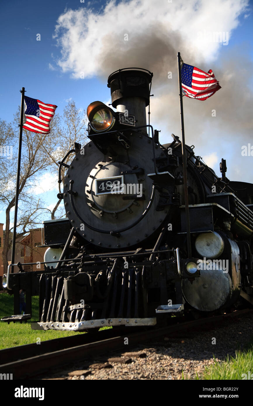 Vue avant de la ville historique de narrow gauge steam railroad train Durango-Silverton, qui a été lancé en 1880, Colorado, USA Banque D'Images