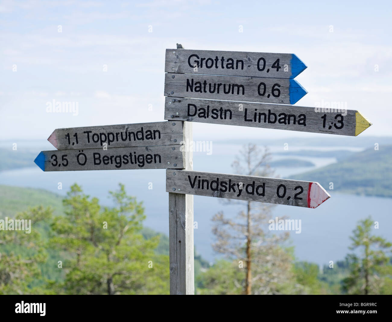 Signes sur une montagne, la Suède. Banque D'Images