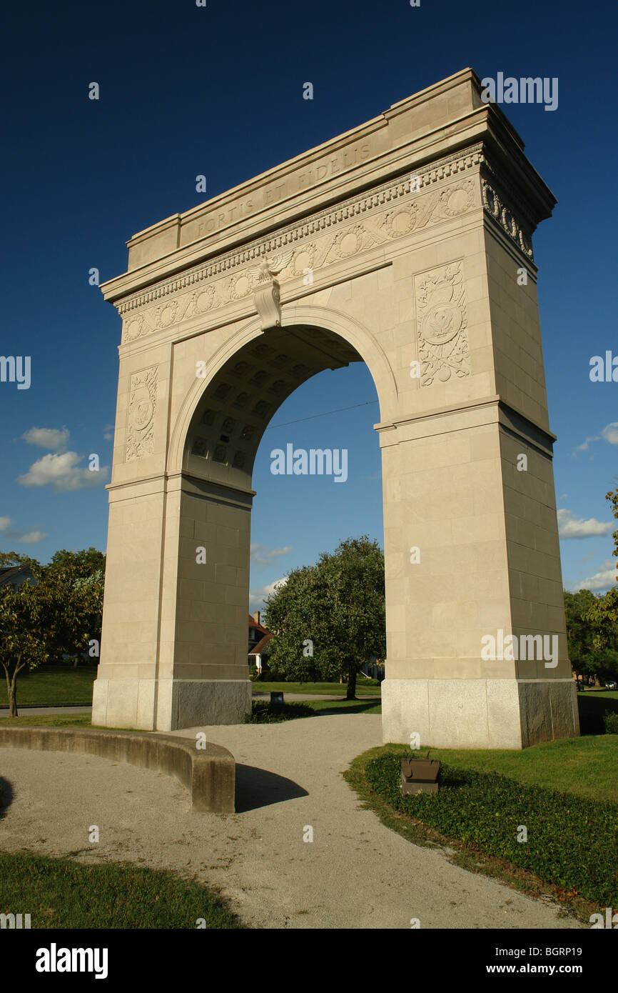 AJD62339, Huntington, WV, Virginie occidentale, mémorial de guerre, Arch Banque D'Images