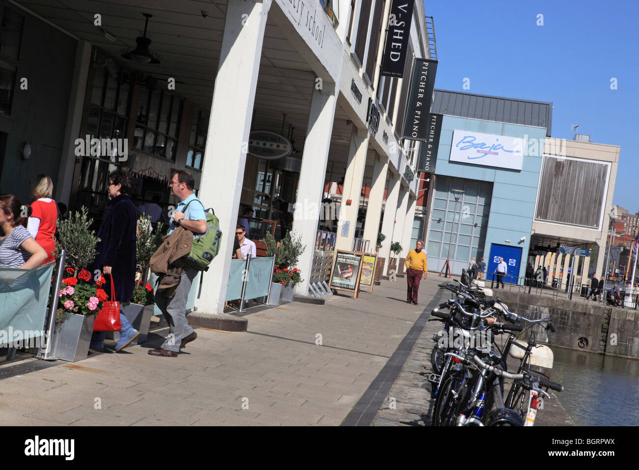 Bristol Harbourside, bars, Banque D'Images