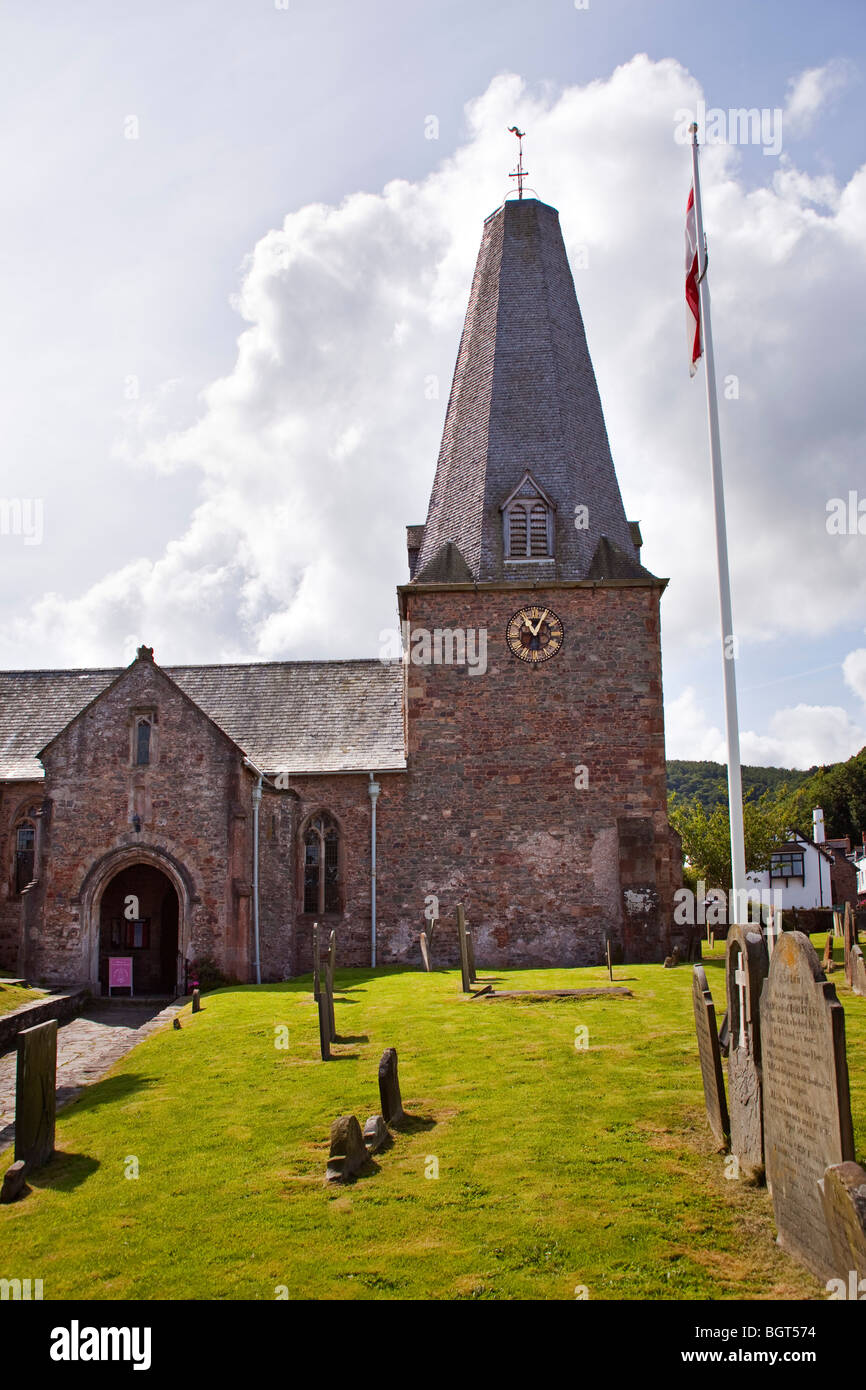 L'église anglicane Saint Dubricius Porlock Somerset england UK Banque D'Images