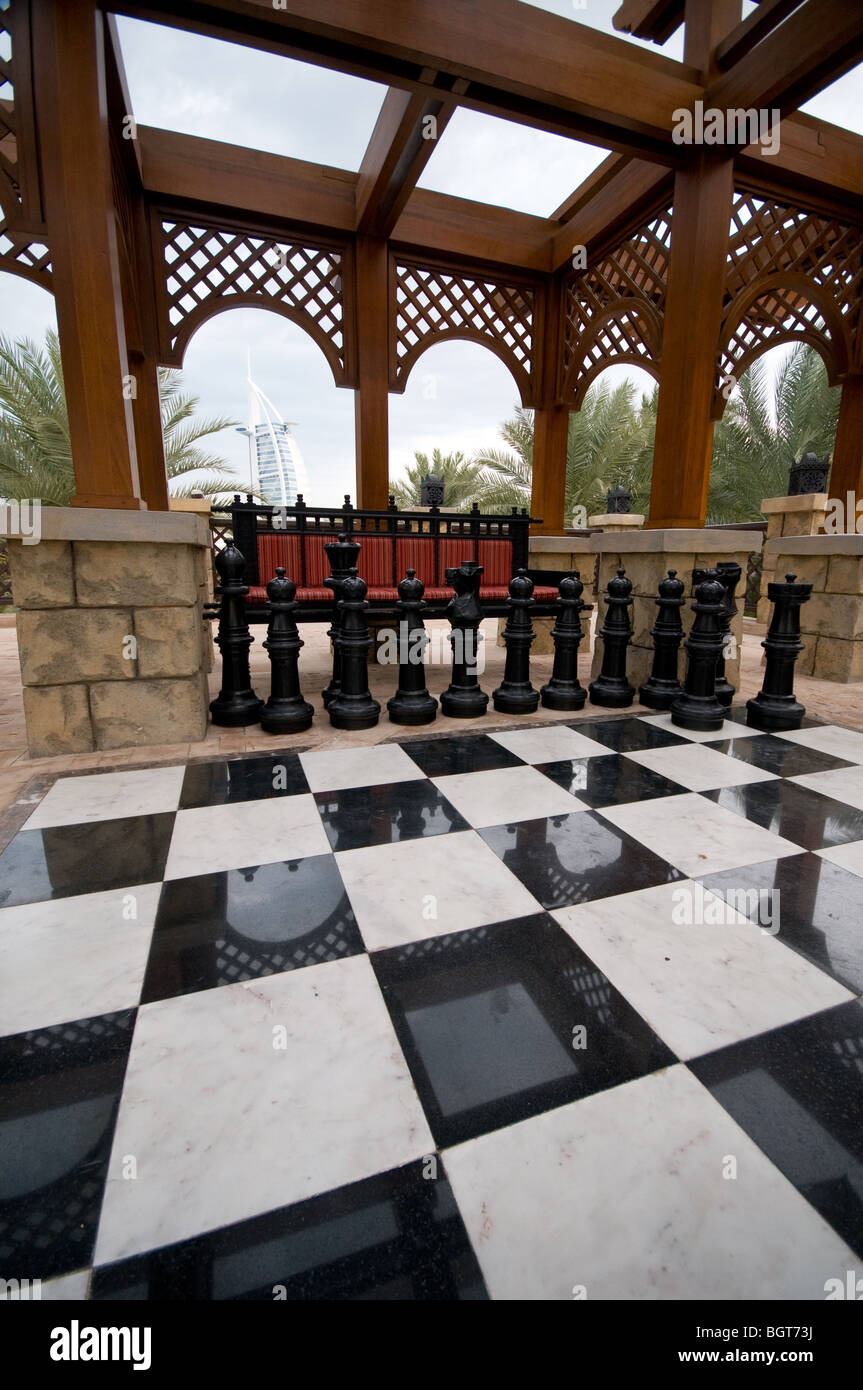 Conseil d'échecs à l'Al Qasr Hotel, Madinat Jumeirah, Dubaï Banque D'Images