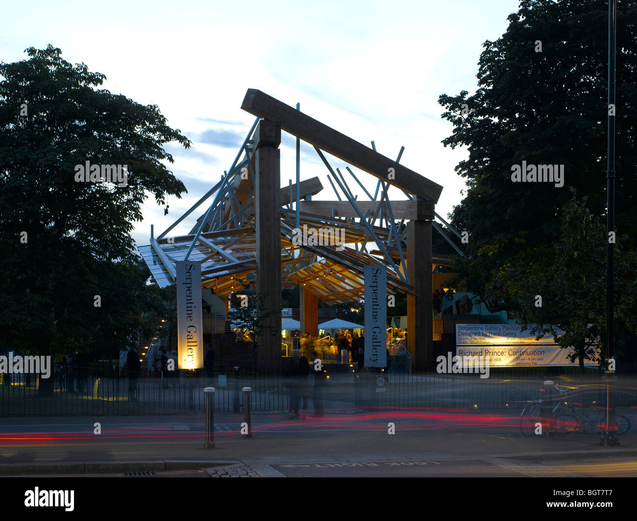 Galerie SERPENTINE PAVILLON D'ÉTÉ 2008, Londres, Royaume-Uni, Frank Gehry Banque D'Images