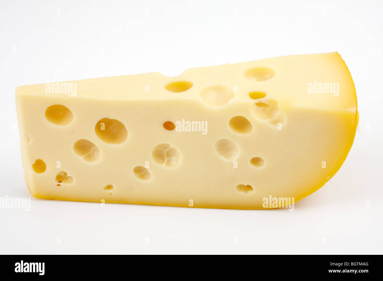 Morceau de fromage, isolé studio Banque D'Images