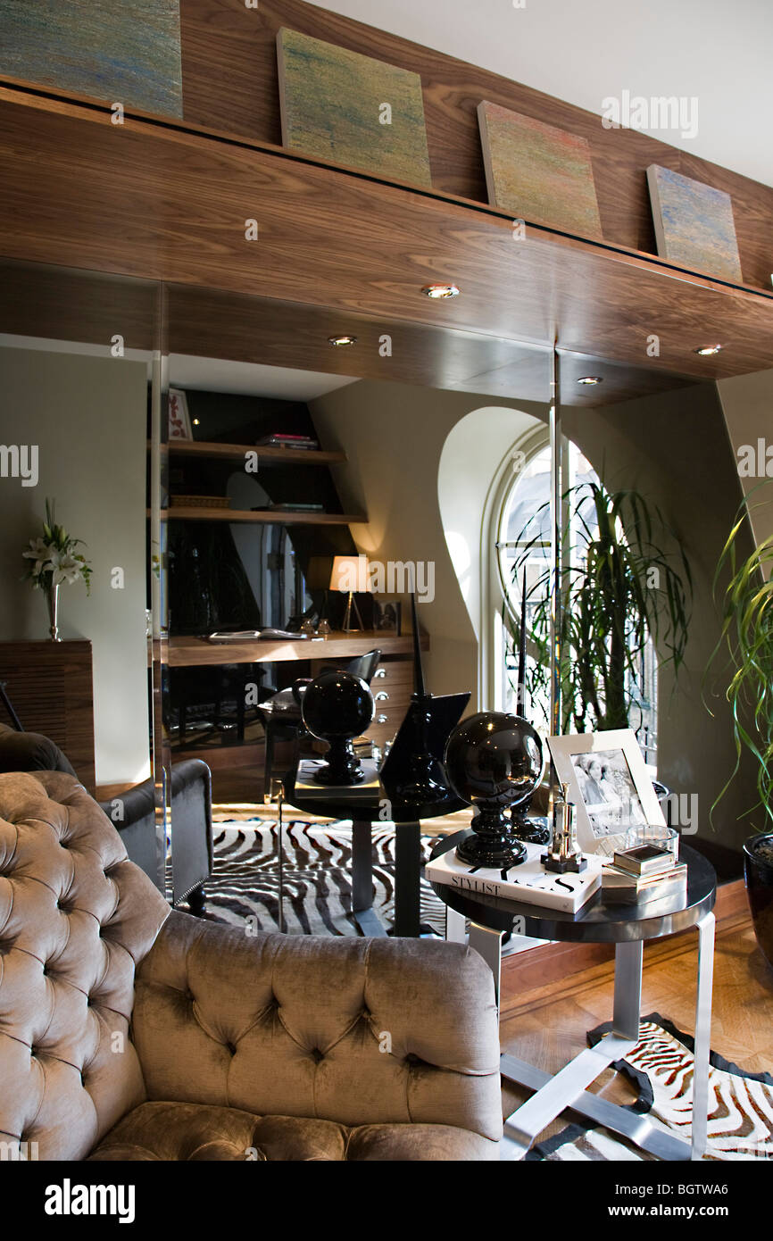 Aspen Snowmass Village Fiona Cowan Design extérieur résidentiel Bois terrasse bois jour pignon fenêtre Propriété exclusive Banque D'Images