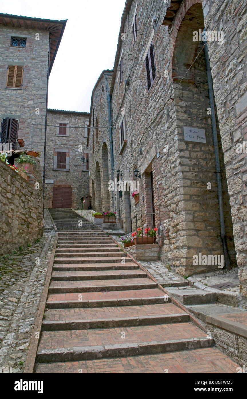 Scène de rue à Monte Castello di Vibio, Ombrie Banque D'Images