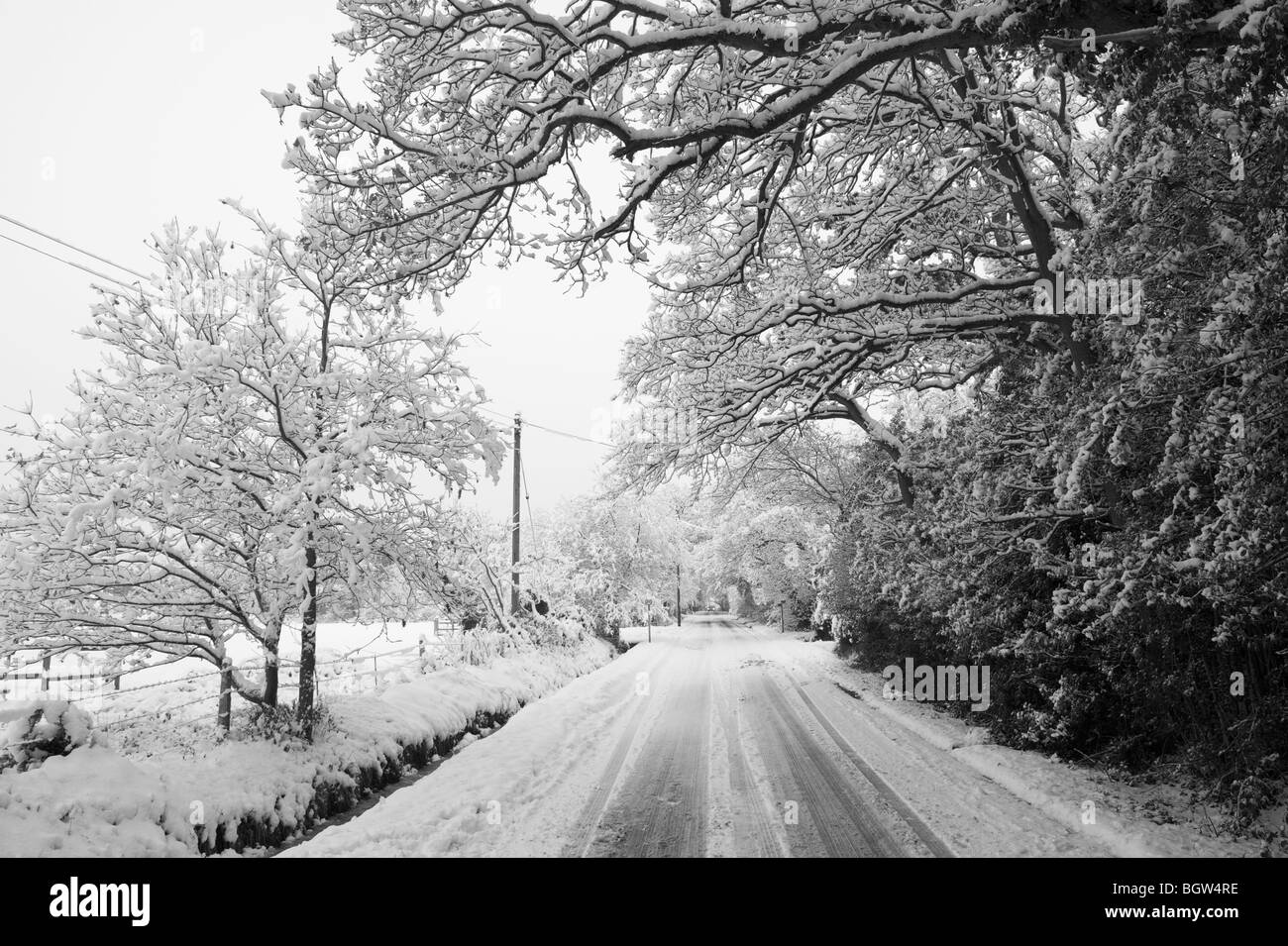 Les routes couvertes de neige, Mortimer, Berkshire Banque D'Images