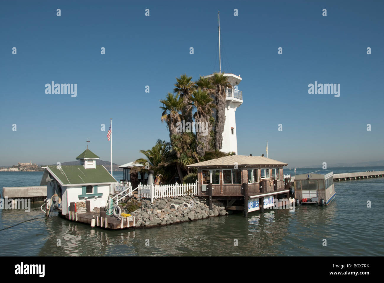 La Californie San Francisco Fisherman's Wharf Pier 39 Forbes Island Île flottante à l'homme restaurant Banque D'Images