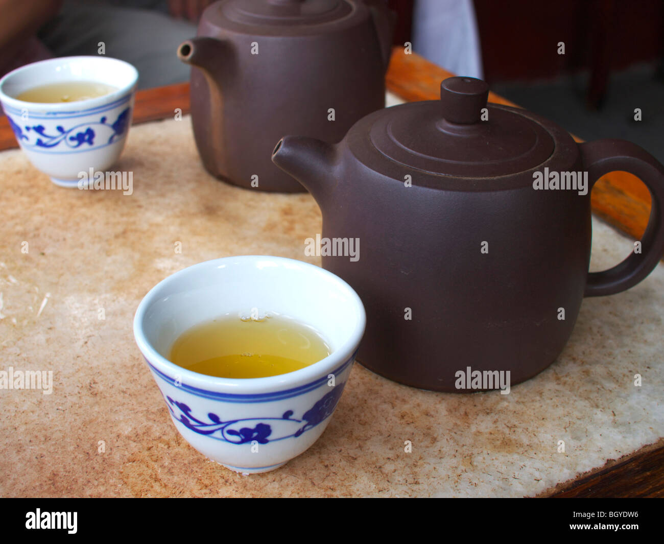 Thé vert chinois dans la maison de thé Huxinting, Shanghai Banque D'Images