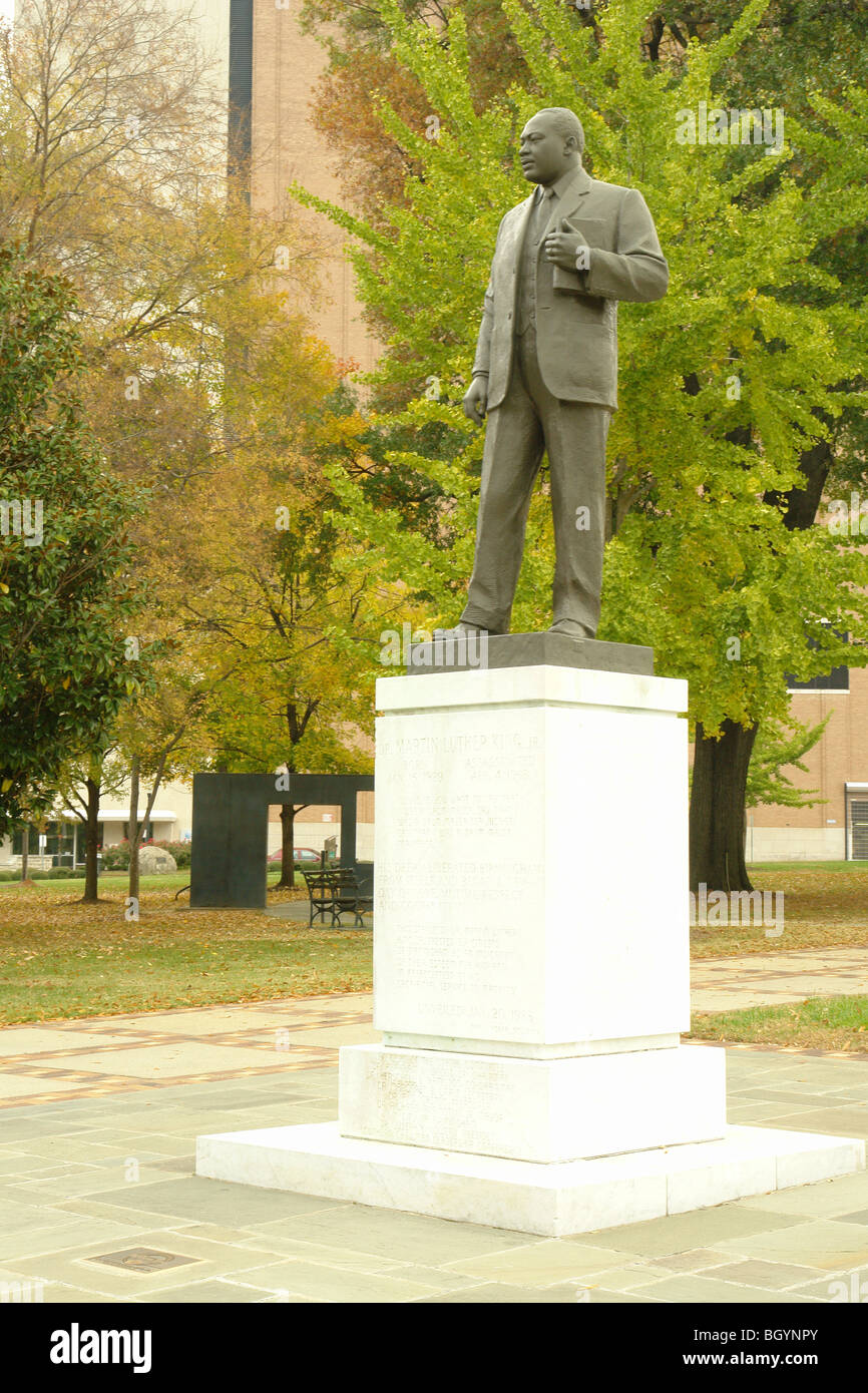 Birmingham, AL, Alabama, le centre-ville, Kelly Ingram Park, statue en faveur des droits civiques Martin Luther King Jr. Banque D'Images