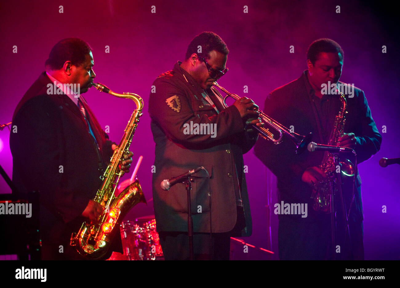 Alors, quelle sorte de bande play 'BLUE' jazz classic en concert au Hay Festival 2009. Banque D'Images