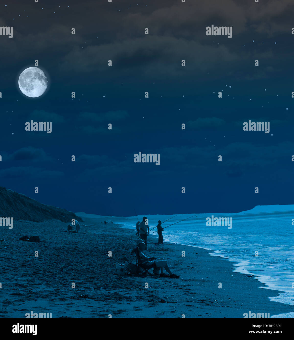 Photomontage d'une plage mer scène de pêche au clair de lune Banque D'Images