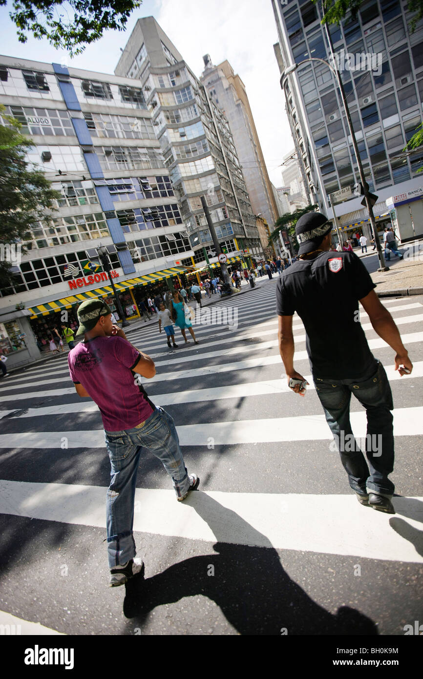 Quartier commerçant, scène de rue, Rua Direita, Sao Paulo, Brésil Banque D'Images