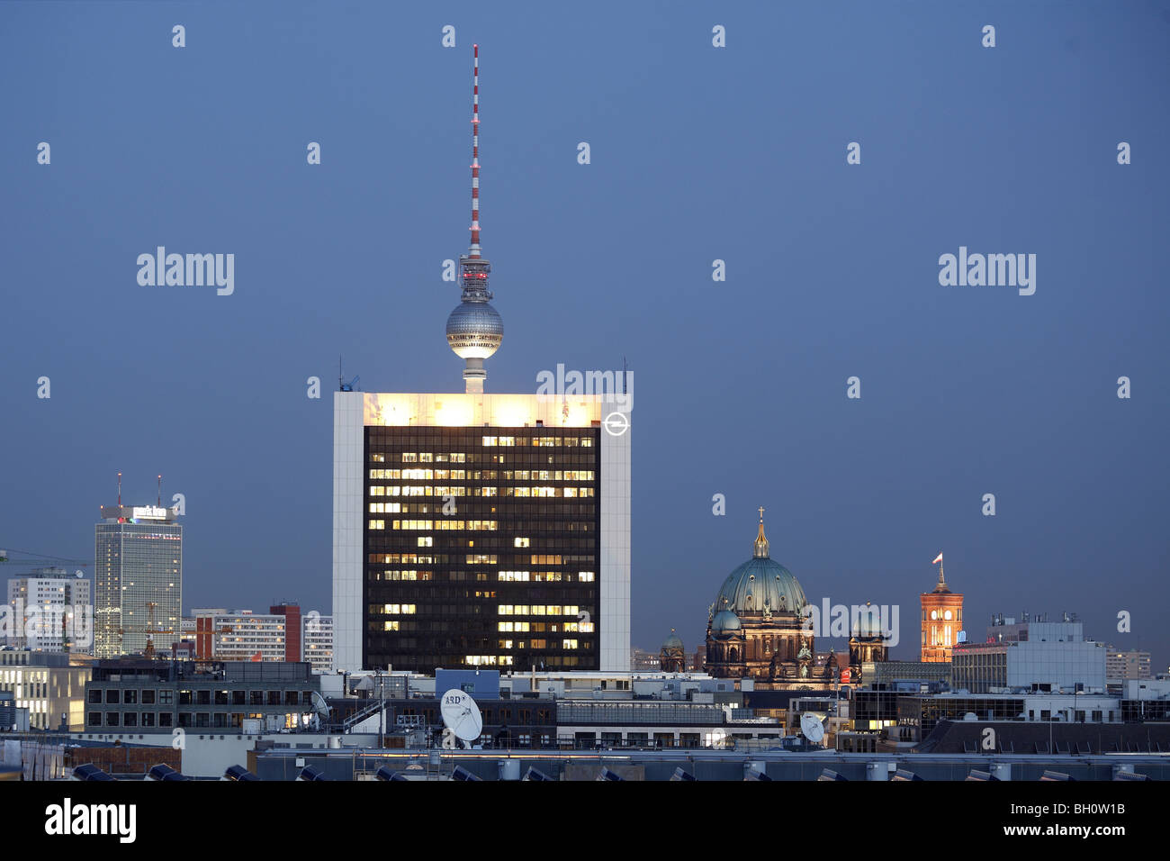 Toits de Berlin allumé Banque D'Images