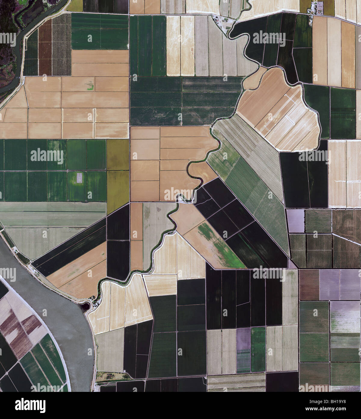 Carte aérienne au-dessus de l'eau agriculture vue satellite comté de Solano central Valley en Californie Banque D'Images