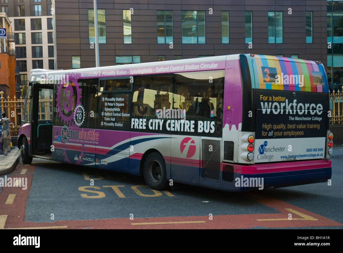 Bus gratuit en centre-ville à la gare Piccadilly de Manchester Central England UK Europe Banque D'Images