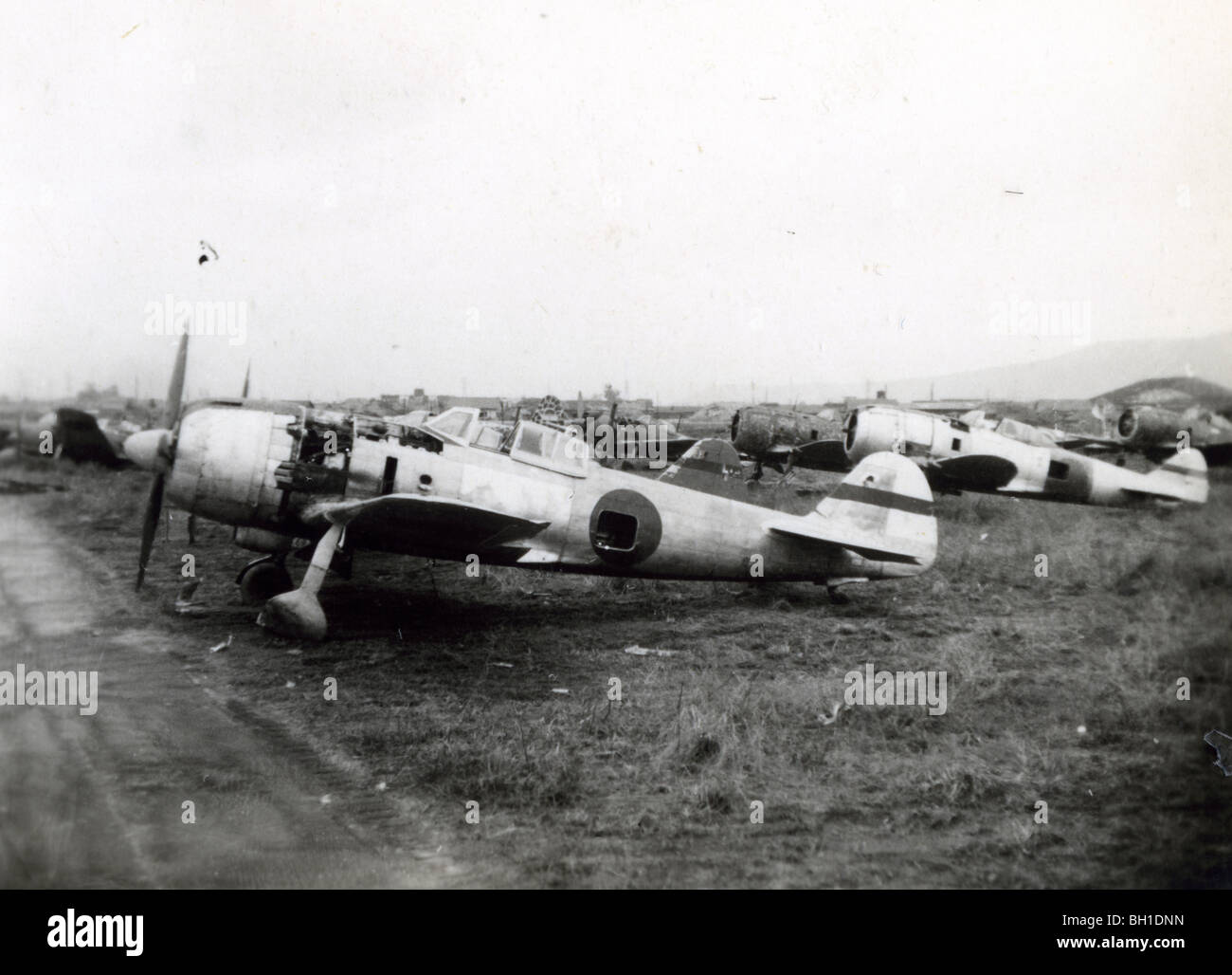 Les avions japonais . Troisième Division du Corps des Marines des photos personnelles de la DEUXIÈME GUERRE MONDIALE. Guadalcanal. Banque D'Images