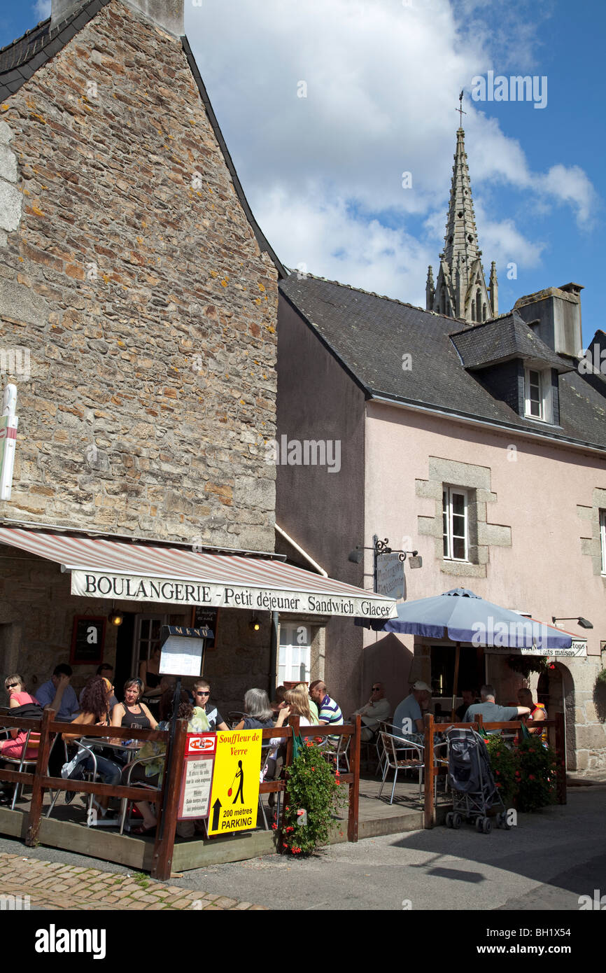 Boulangerie café à Pont-Aven Finistère Bretagne France Photo Stock - Alamy