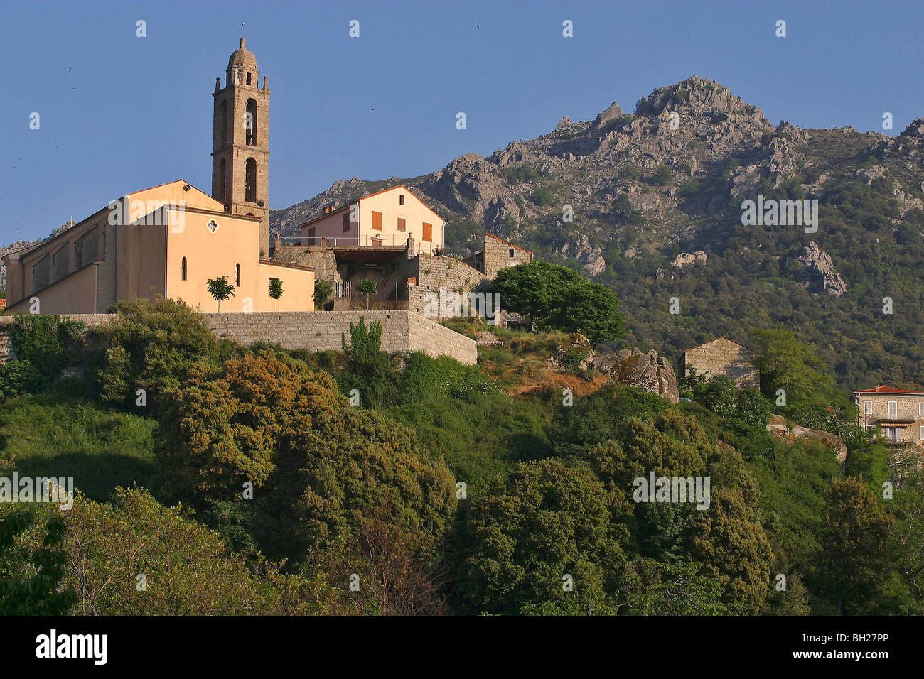 PETRETO-BICCHISANO ÉGLISE, CORSE DU SUD (2A), FRANCE Banque D'Images
