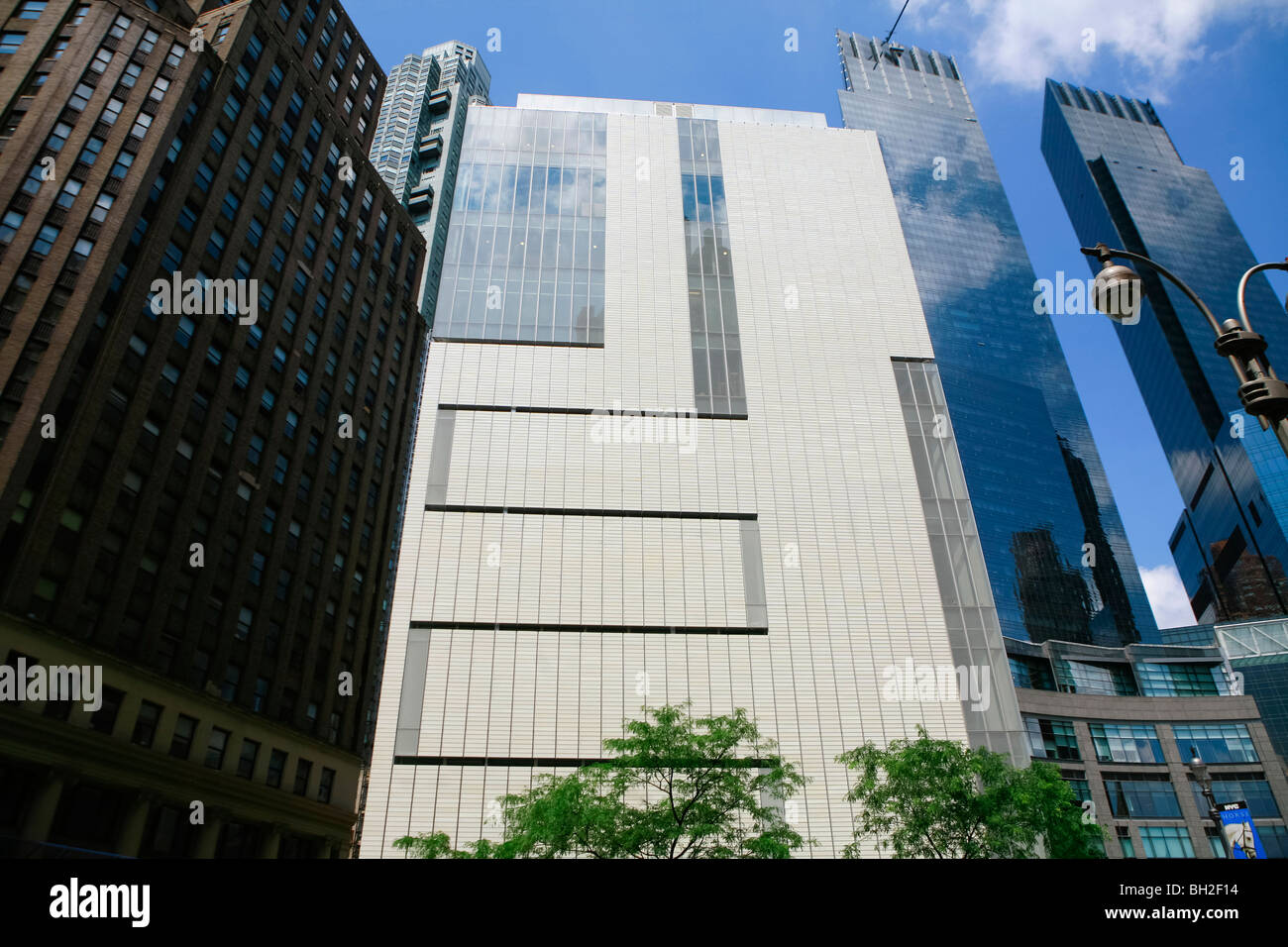 Le Museum of Arts and Design (MAD), Columbus circle à Manhattan à New York Banque D'Images