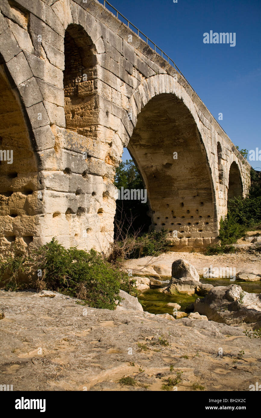 Pont Julien, pont romain. Provence, France Banque D'Images
