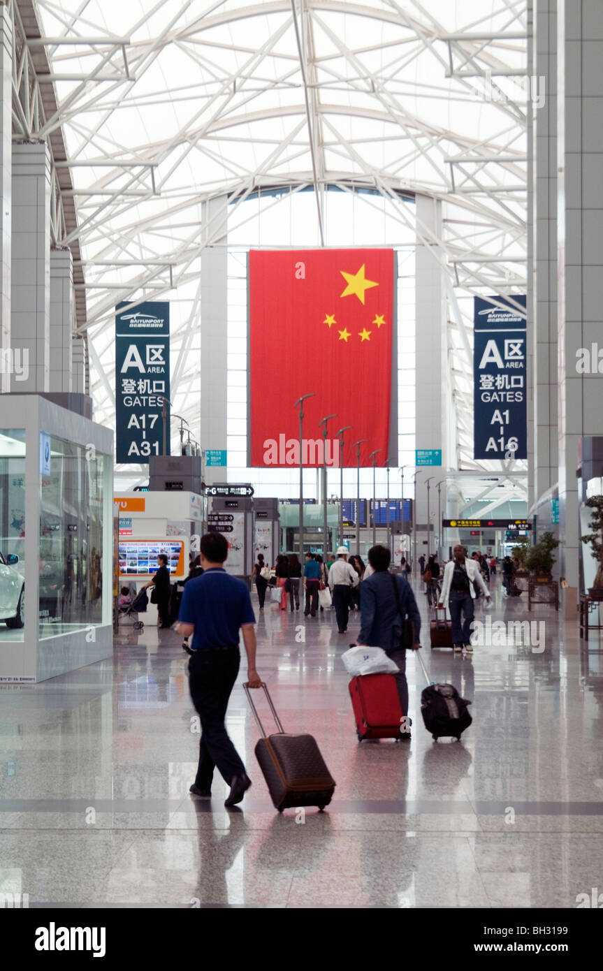 La Chine .le passager au nouveau terminal de l'aéroport international de Guangzhou, hôte de la province du Guangdong 2010 Jeux Asiatiques Banque D'Images