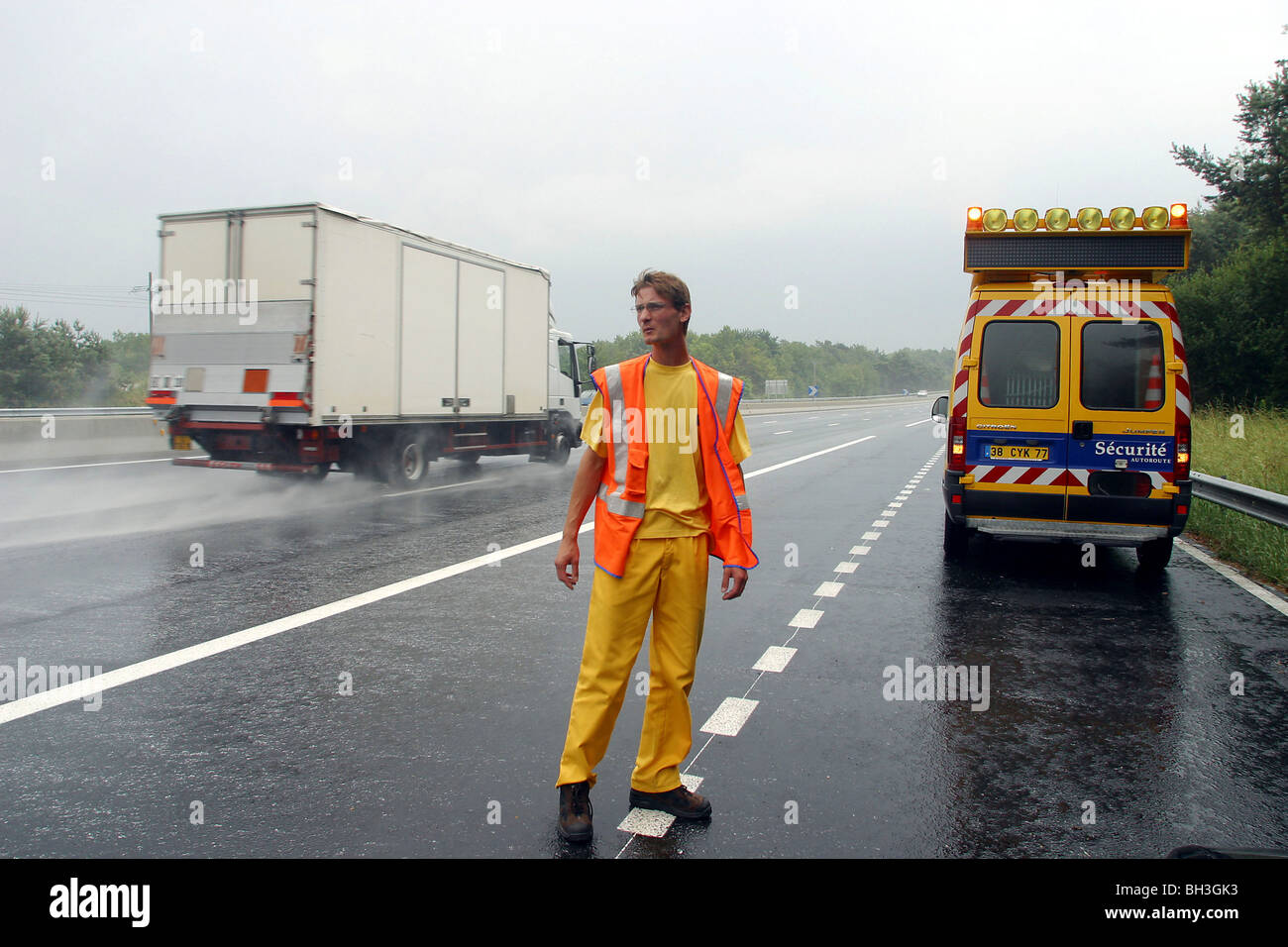 PATROLLER, autoroute A6, SEINE ET MARNE (77) Banque D'Images