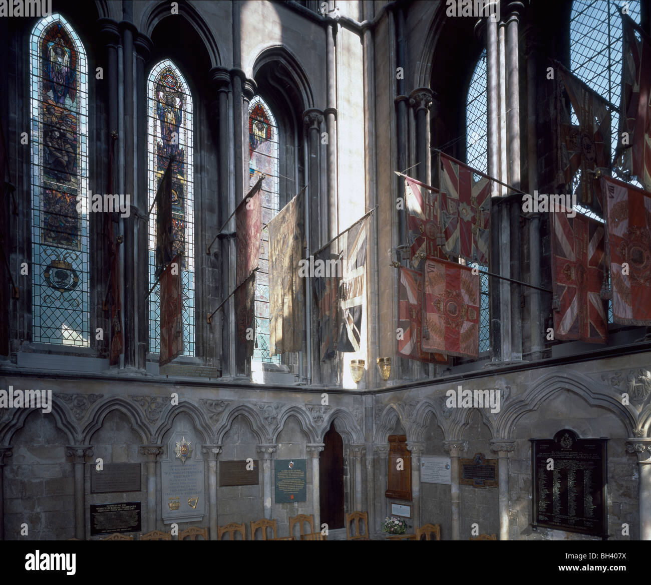 La Cathédrale de Worcester : Chapelle de St George à l'origine 13ème siècle qui abrite maintenant de nombreux mémoriaux. Banque D'Images