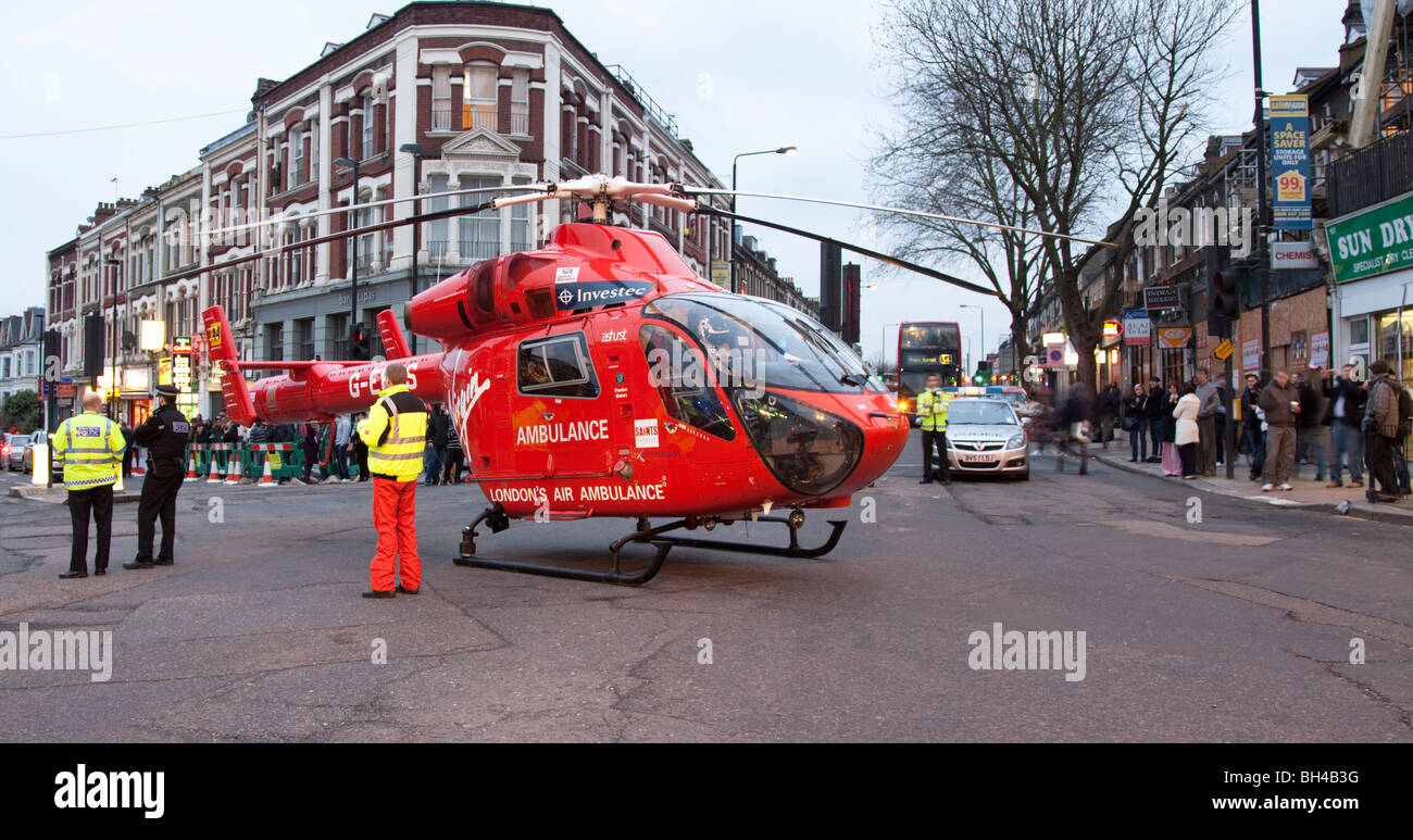 London Air Ambulance - Service Médical d'urgence par hélicoptère (SGEIP) - - Tufnell Park London Banque D'Images