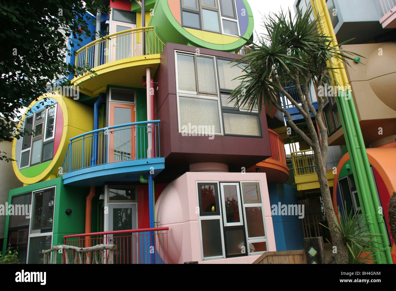 Images de la 9 appartements résidentiels, connu sous le nom de "destin réversible- Lofts En mémoire de Helen Keller', à Mitaka, Tokyo, Japon Banque D'Images