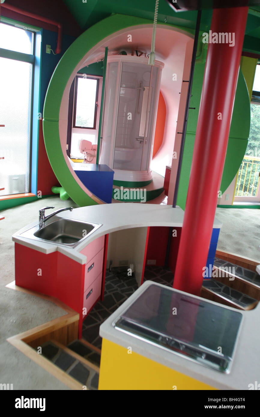 Images de la 9 appartements résidentiels, connu sous le nom de "destin réversible- Lofts En mémoire de Helen Keller', à Mitaka, Tokyo, Japon Banque D'Images