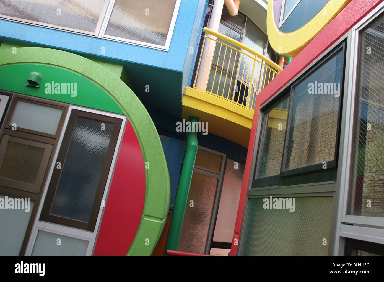 Images de la 9 appartements résidentiels, connu sous le nom de "destin réversible- Lofts En mémoire de Helen Keller', à Mitaka, Tokyo, Japon Banque D'Images