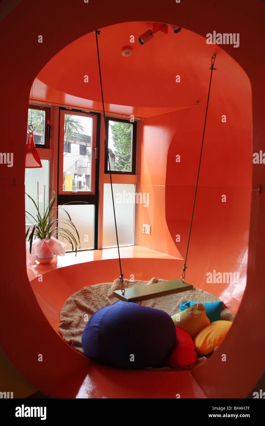 Images de la 9 appartements résidentiels, connu sous le nom de "destin réversible- Lofts En mémoire de Helen Keller', à Mitaka, Tokyo, Japon Banque D'Images