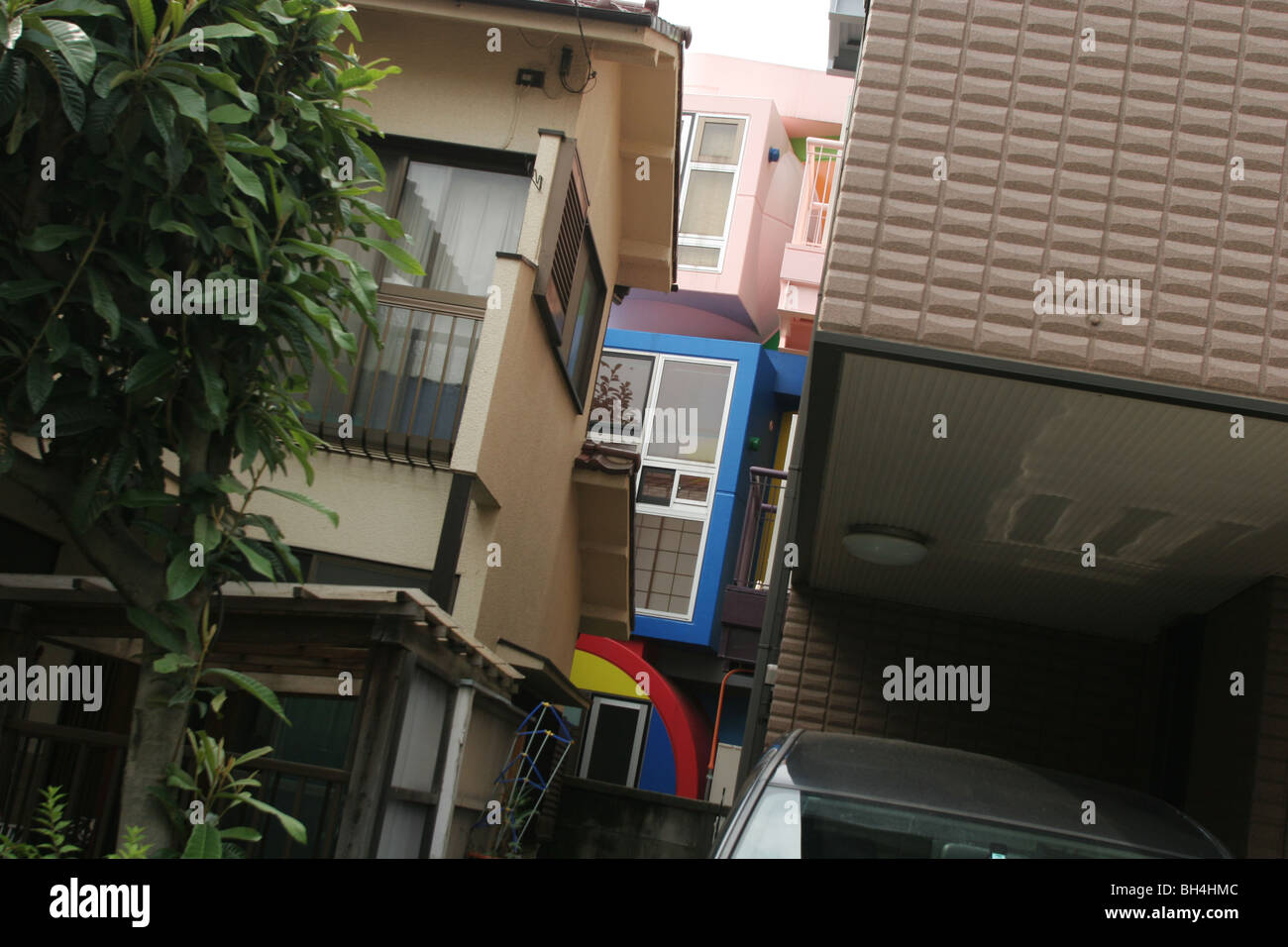 Images de la 9 appartements résidentiels, connu sous le nom de "destin réversible- Lofts En mémoire de Helen Keller', à Mitaka, Tokyo, Japon Banque D'Images