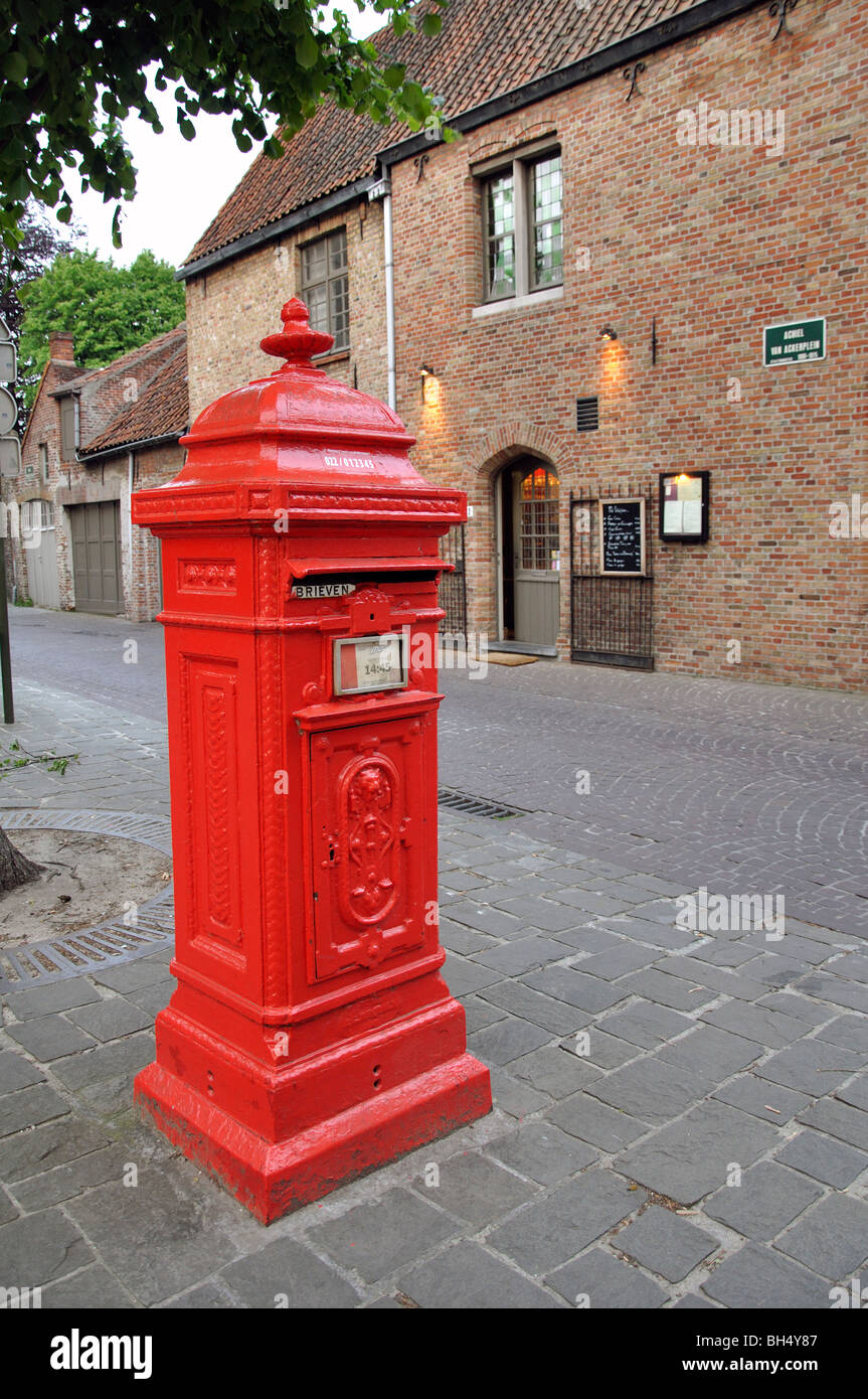 Boîte aux lettres, Bruges, Belgique Banque D'Images