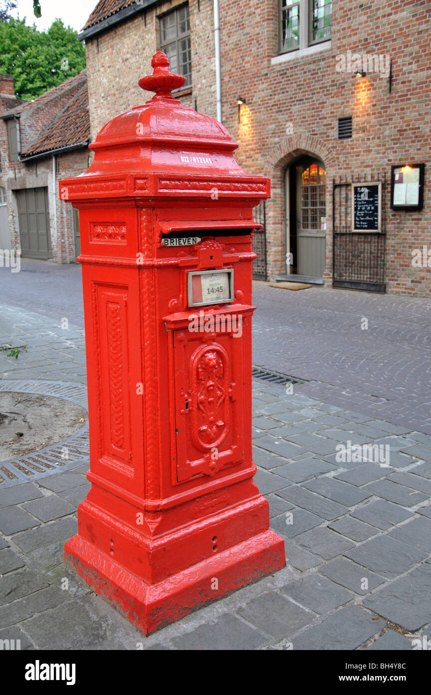 Boîte aux lettres, Bruges, Belgique Banque D'Images