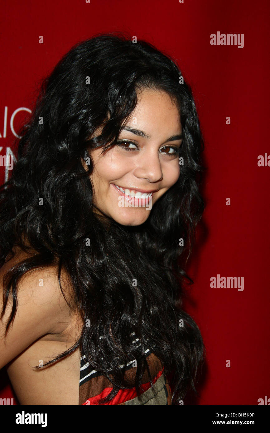 VANESSA HUDGENS FREDERICKS OF HOLLYWOOD 2008 DÉFILÉ PRINTEMPS HOLLYWOOD LOS ANGELES USA 25 Octobre 2007 Banque D'Images