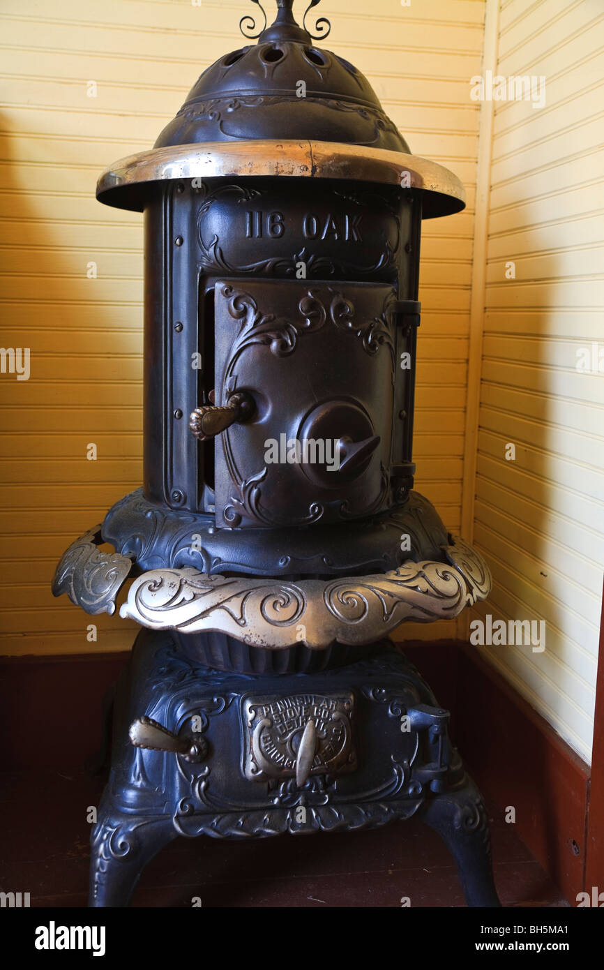 Cuisinière péninsulaire Company de Detroit four et chauffage, Big Horn County Historical Museum, Hardin, Montana, USA Banque D'Images