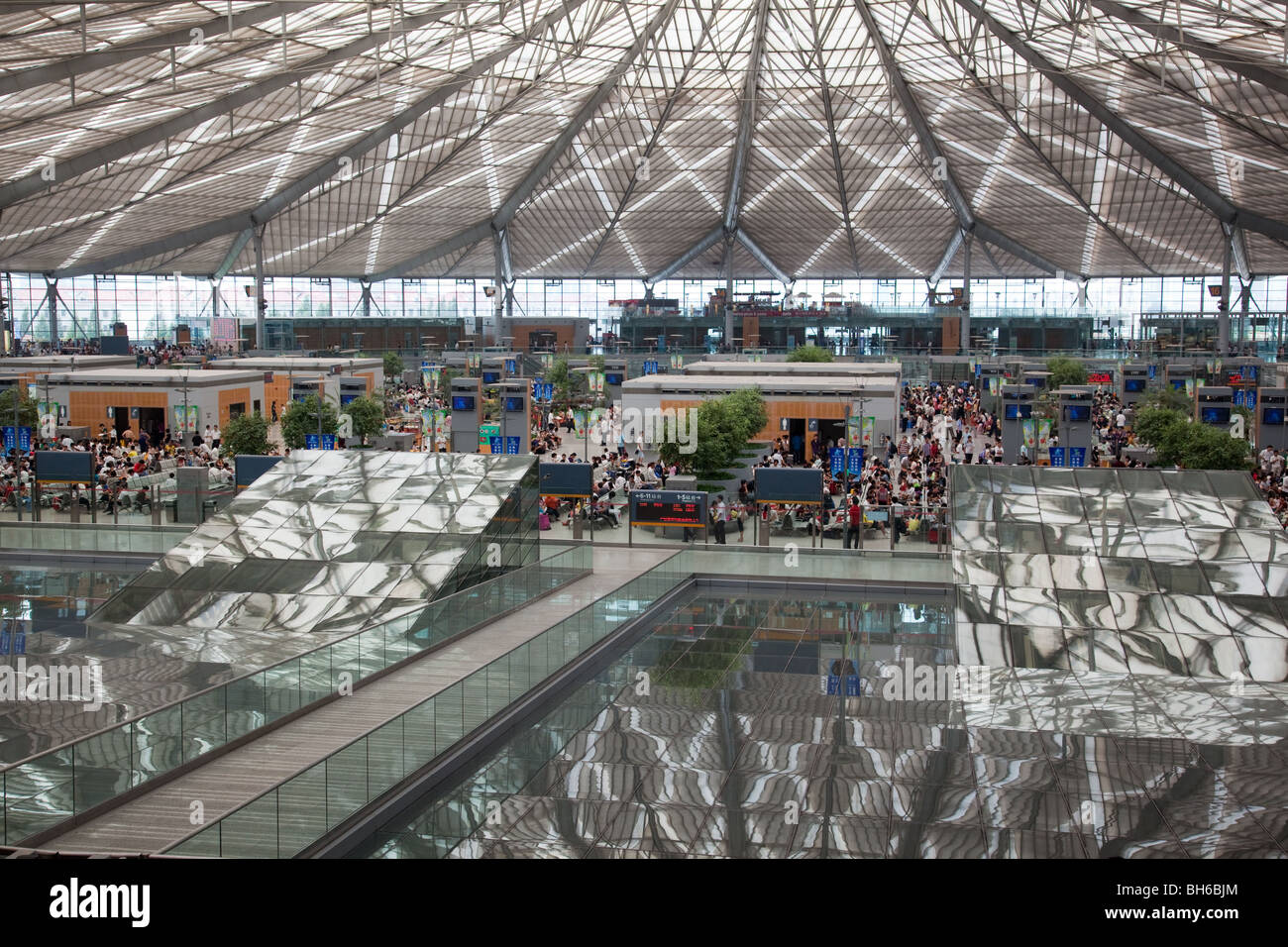 Intérieur de la gare du sud de Shanghai, Chine Banque D'Images