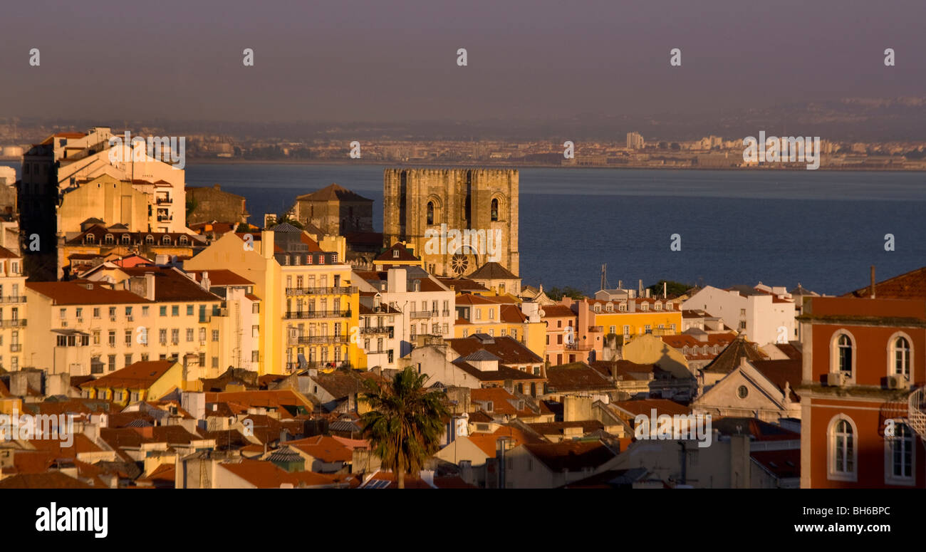 Se Catherdral, Baxia District, Lisbonne, Portugal, Europe Banque D'Images