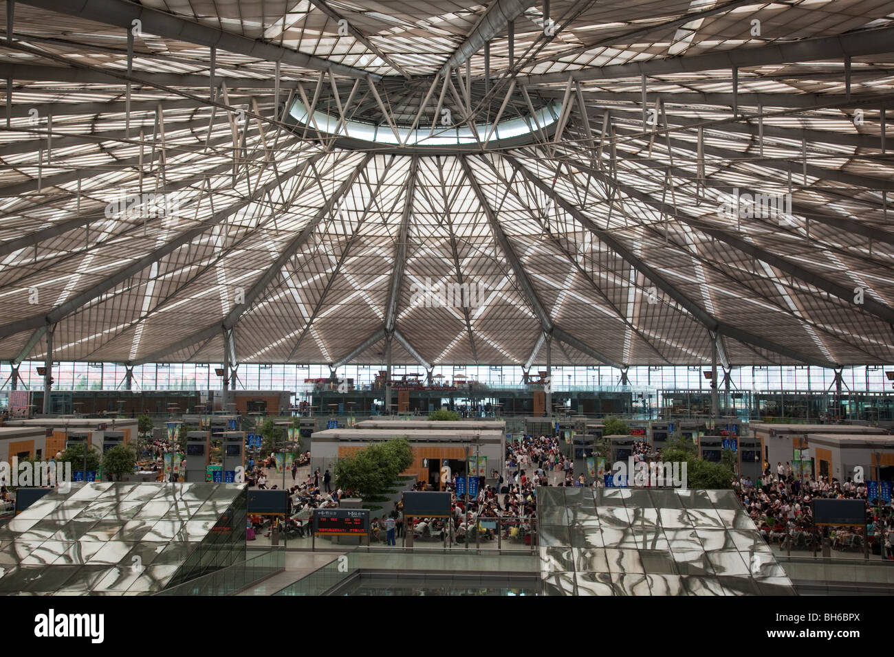 Intérieur de la gare du sud de Shanghai, Chine Banque D'Images