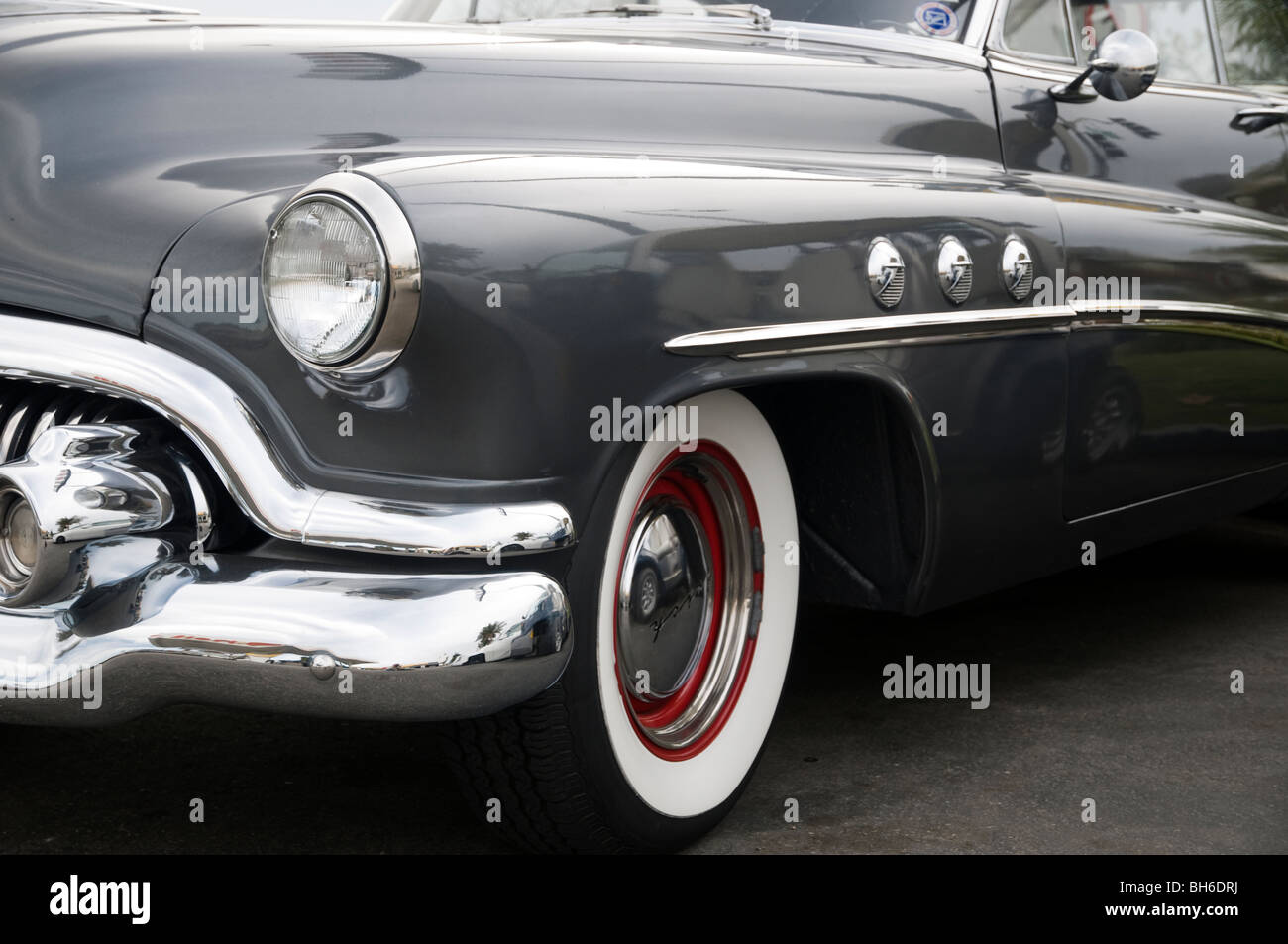 Voiture Am ricaine Des Ann es 50 Banque De Photographies Et D images voiture-am-ricaine-des-ann-es-50-banque-de-photographies-et-d-images
