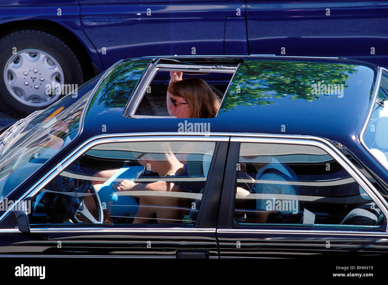 Voiture est arrêtée à l'ÉTÉ DES EMBOUTEILLAGES SUR L'AUTOROUTE A6 (69), FRANCE Banque D'Images