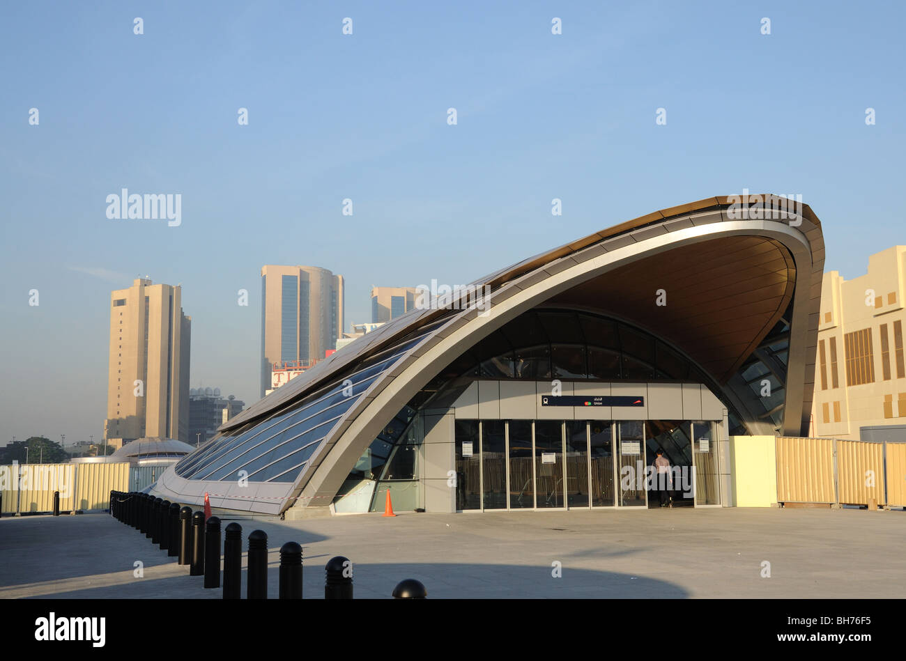 Entrée de la station de métro Union dans la ville de Dubaï, Émirats Arabes Unis Banque D'Images