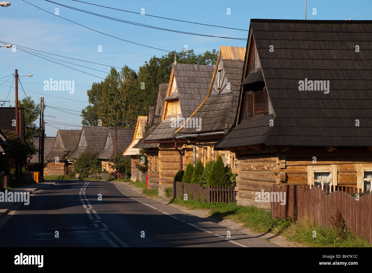 Chocholow village pittoresque avec de vieilles maisons en bois, Tatras Mt, Pologne Banque D'Images