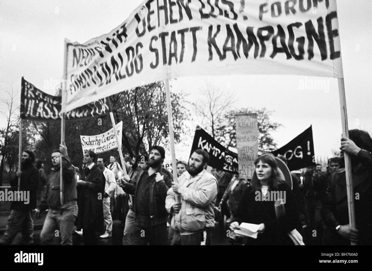 Protestation lundi en octobre 1989 à Schwerin, Allemagne de l'Est, Mecklembourg-Poméranie-Occidentale, Allemagne, Europe Banque D'Images