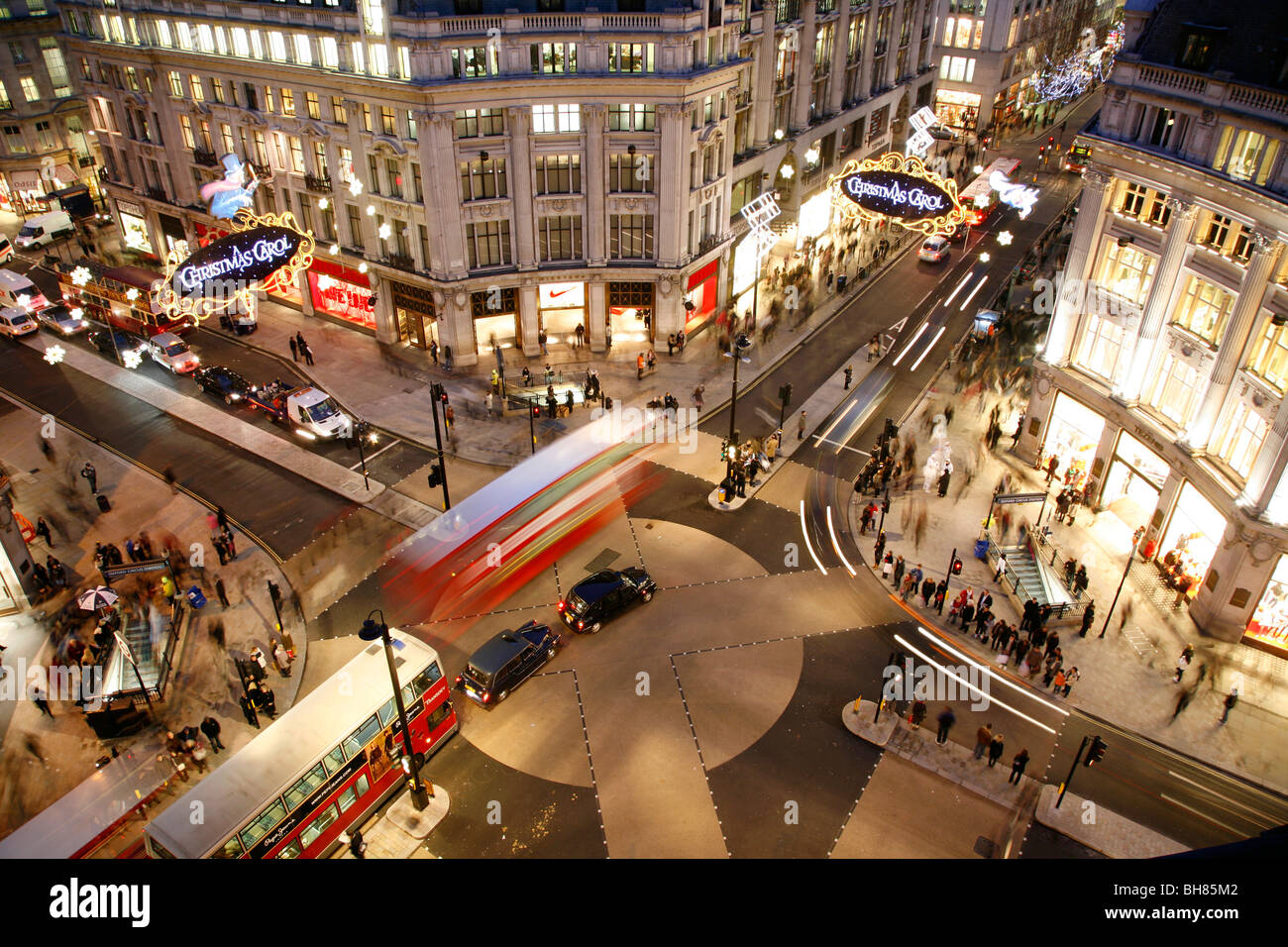 Vue aérienne d'Oxford Circus, du West End, Londres, UK Banque D'Images