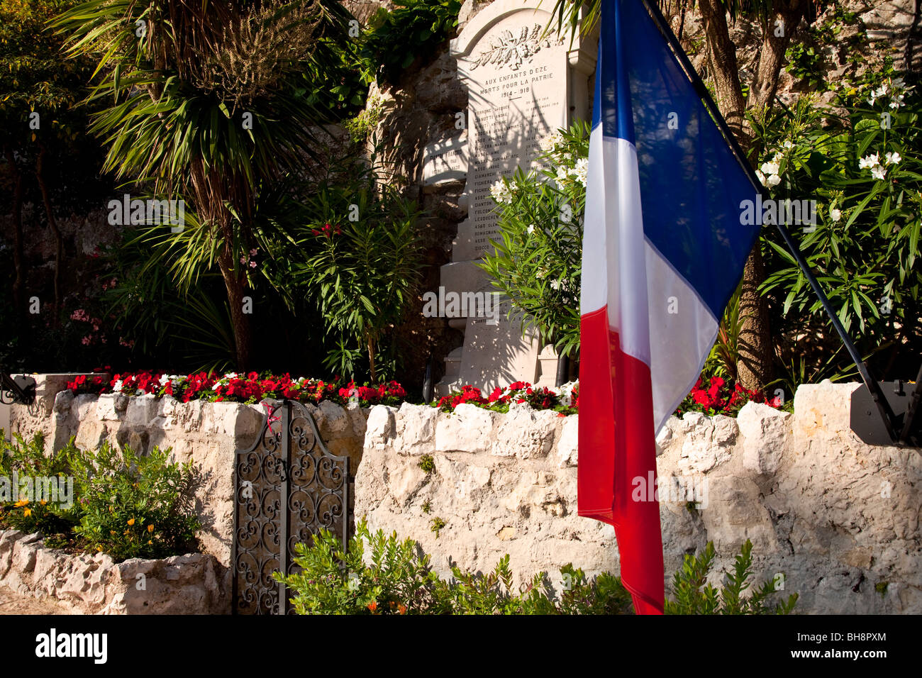Monument commémoratif de la Première Guerre mondiale à Eze Provence France Banque D'Images